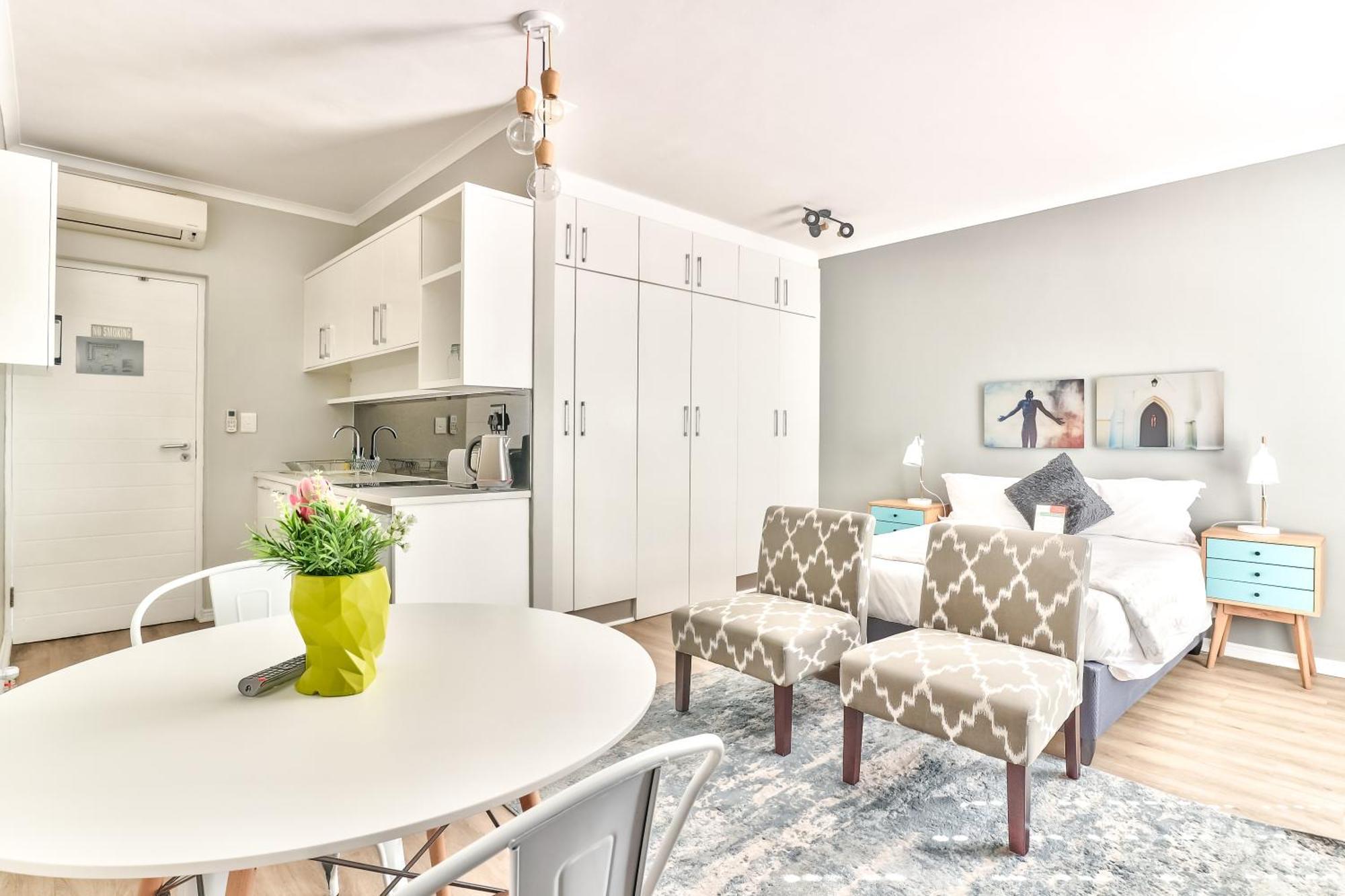 Wink Aparthotel Quiver Tree 스텔렌보스 외부 사진
